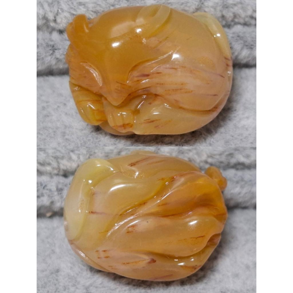 【三寶坊】珊瑚玉 睡狐 萌寵 精品料 通孔小件 雕刻件 手作DIY材料 水晶 串珠 配件 吊墜-細節圖4