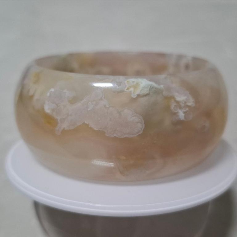 【三寶坊】天然櫻花瑪瑙手鐲 56圈口 西柚粉 寬鐲 瑪瑙輪胎鐲小圈口 N459-細節圖6