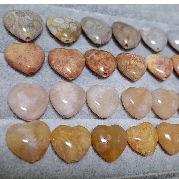 【三寶坊】珊瑚玉 愛心 心形 精品料 通孔小件 雕刻件 手作DIY材料 水晶 串珠 配件 吊墜-細節圖2