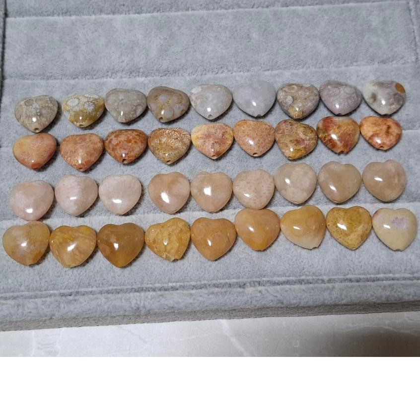 【三寶坊】珊瑚玉 愛心 心形 精品料 通孔小件 雕刻件 手作DIY材料 水晶 串珠 配件 吊墜-細節圖4