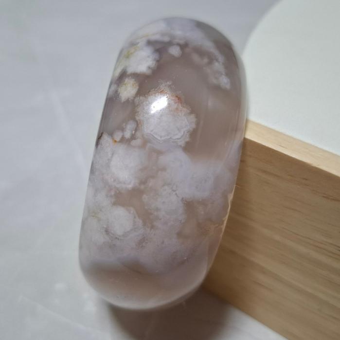 【三寶坊】天然櫻花瑪瑙手鐲 56圈口 煙紫 大花 寬鐲 瑪瑙輪胎鐲小圈口 N458-細節圖4