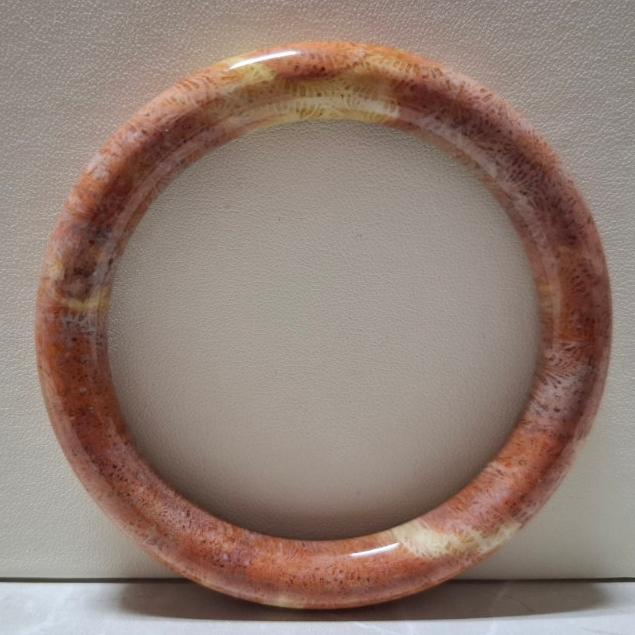 【三寶坊】天然珊瑚玉手鐲 63圈口 海棠花 羽毛藻 圓條 手鐲大圈口 N426-細節圖2