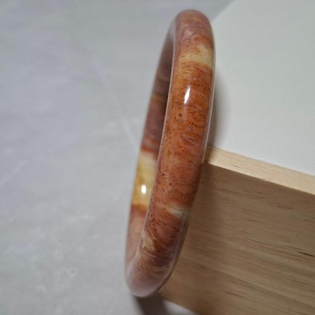 【三寶坊】天然珊瑚玉手鐲 63圈口 海棠花 羽毛藻 圓條 手鐲大圈口 N426-細節圖5