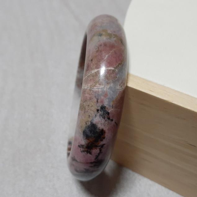 【三寶坊】天然薔薇手鐲 56圈口 薔薇輝手鐲 玫瑰石 平安鐲 手鐲大圈口 N244-細節圖4