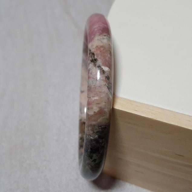 【三寶坊】天然薔薇手鐲 62圈口 薔薇輝手鐲 玫瑰石 圓條 手鐲大圈口 N377-細節圖4