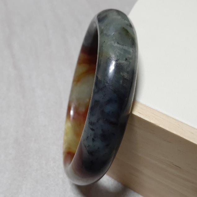 【三寶坊】天然岫玉手鐲 花玉 地球藍半壁黃紅 61圈口 地球藍 湖水藍 平安鐲 手鐲大圈口 N189-細節圖4