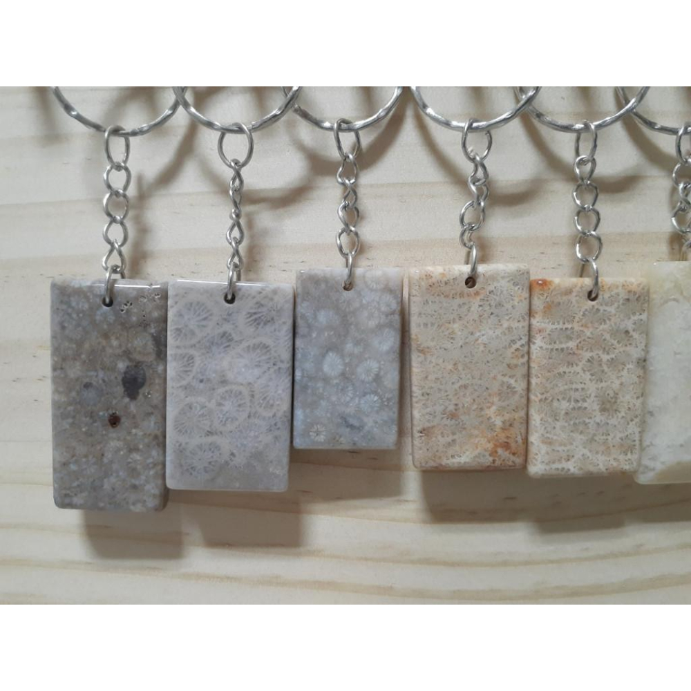 【三寶坊】天然珊瑚玉無事牌 鑰匙圈 無事牌 菊花石 珊瑚玉吊墜 K1-K9-細節圖4