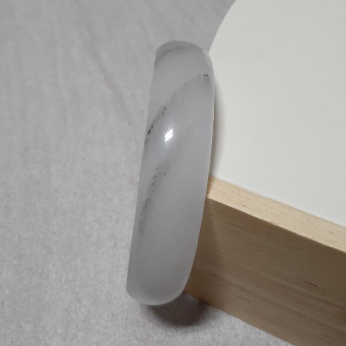 【三寶坊】天然佘太翠手鐲 62圈口 佘太煙灰 平安鐲 手鐲大圈口 N222 宮廷鐲-細節圖4