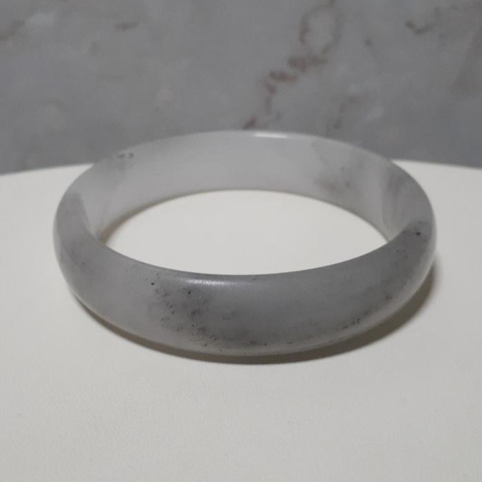 【三寶坊】天然佘太翠手鐲 62圈口 佘太煙灰 平安鐲 手鐲大圈口 N222 宮廷鐲-細節圖5