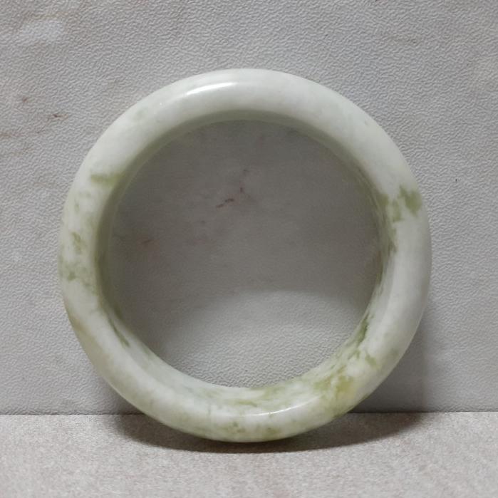 【三寶坊】天然岫玉手鐲 54圈口 青提奶蓋 平安鐲 小圈口手鐲 N234 甲翠 青堤奶蓋-細節圖5