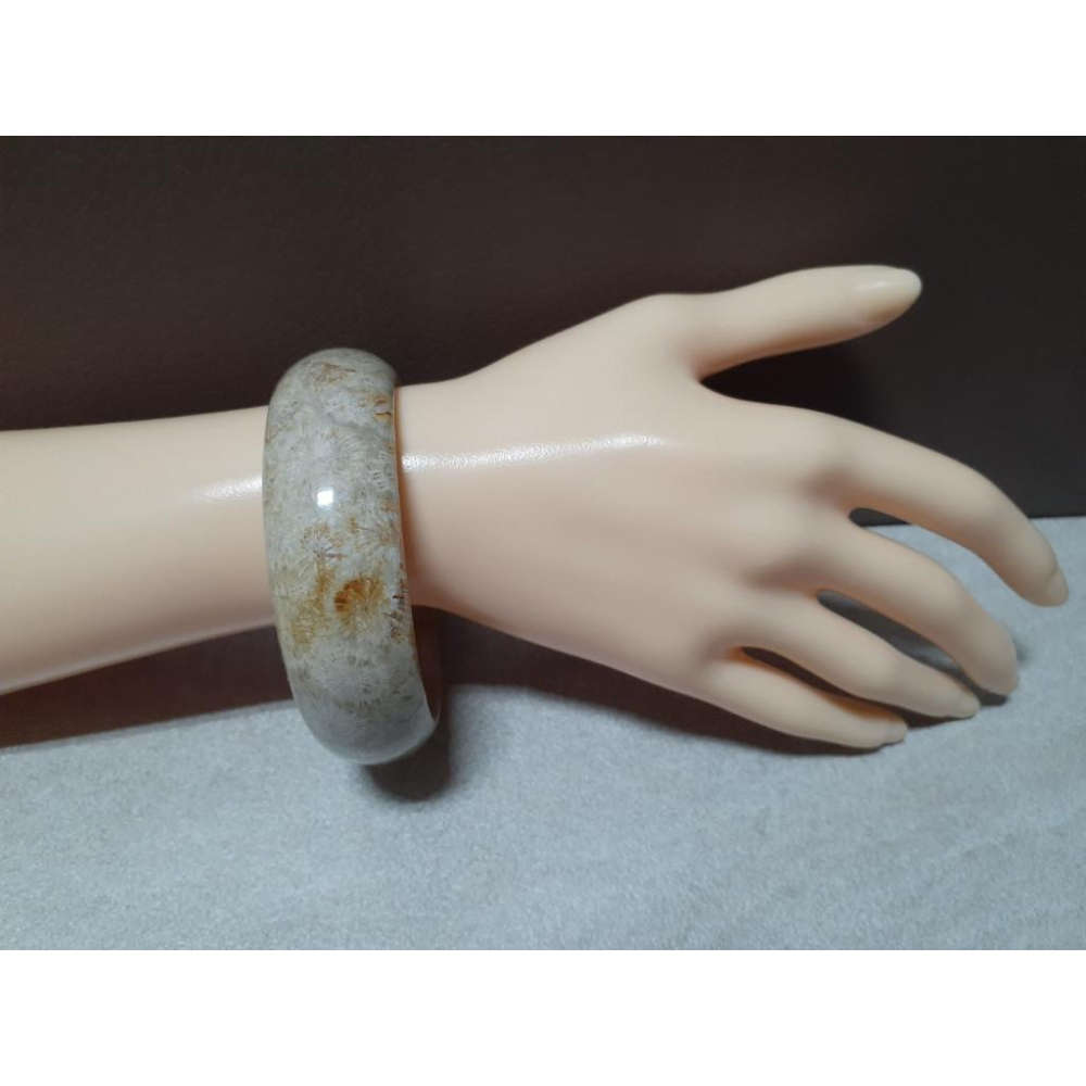 【三寶坊】天然珊瑚玉手鐲 60圈口 皮花 大花 灰藍 小寬鐲 手鐲大圈口 N131-細節圖8