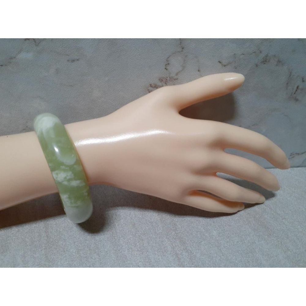 【三寶坊】天然岫玉手鐲 54圈口 青提奶蓋 平安鐲 小圈口手鐲 N231 甲翠 青堤奶蓋-細節圖8