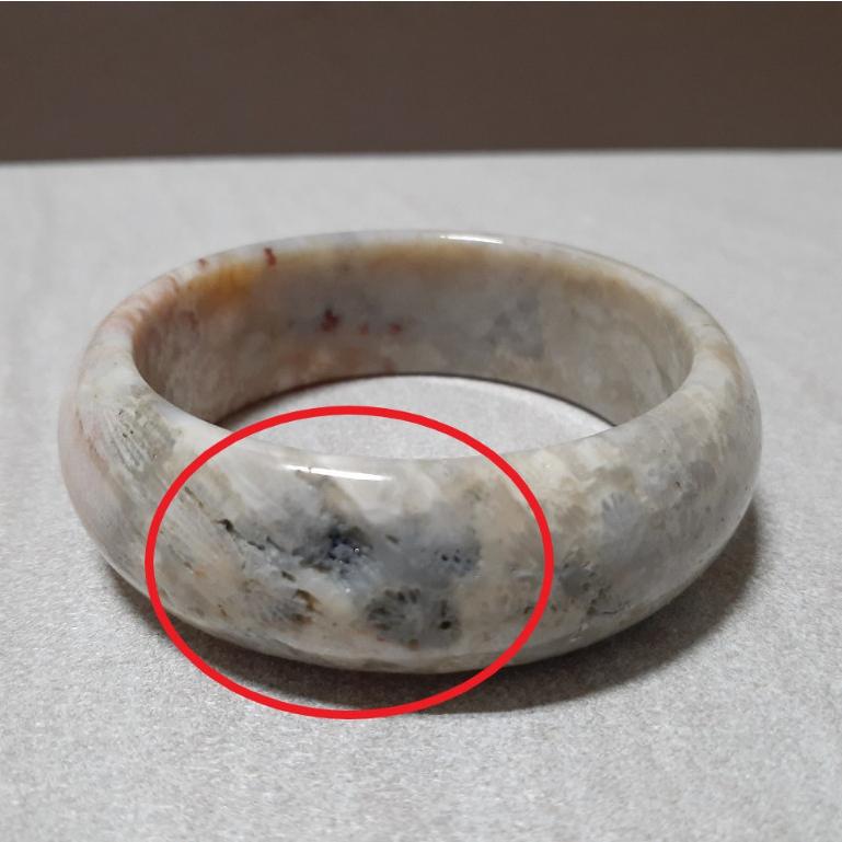 【三寶坊】天然珊瑚玉手鐲 56圈口 雛菊 骨骼 寬鐲 手鐲大圈口 N162-細節圖5