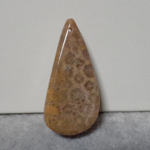 【三寶坊】天然珊瑚玉 吊墜 水滴型 特色系 人魚的眼淚 無事牌 菊花石 珊瑚玉吊墜 W1-W4-細節圖7