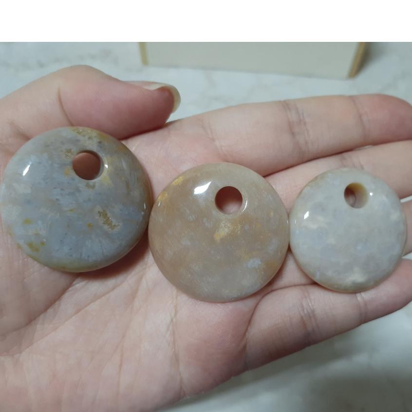 【三寶坊】天然珊瑚玉 平安扣 透透系 公主扣 菊花石 珊瑚玉吊墜 P20-P22-細節圖4