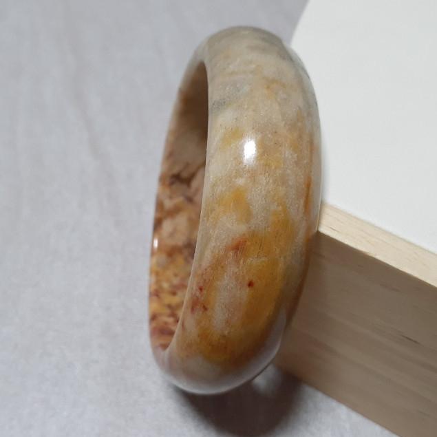 【三寶坊】天然珊瑚玉手鐲 60圈口 蟲紋 半壁黃帶彩 平安鐲 手鐲大圈口 N166-細節圖4