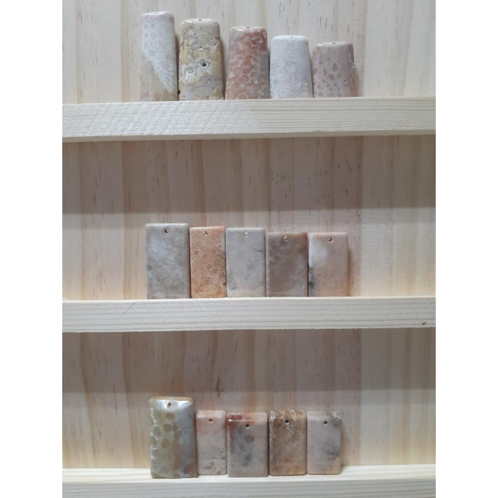 【三寶坊】天然珊瑚玉 吊墜 福利區3 無事牌 菊花石 珊瑚玉吊墜 O64-O78-細節圖2