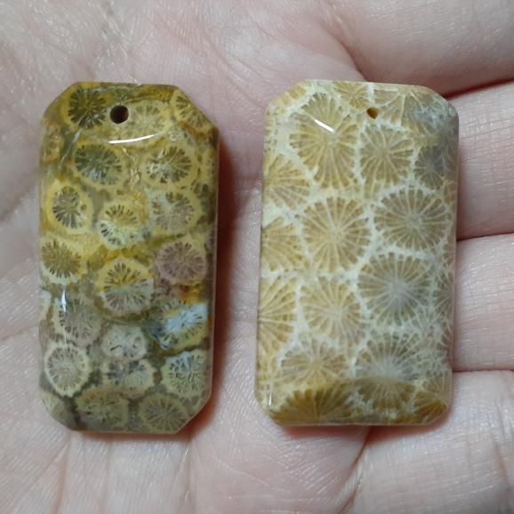 【三寶坊】天然珊瑚玉 無事牌 滿花系 菊花石 珊瑚玉吊墜 O15-O16-細節圖4