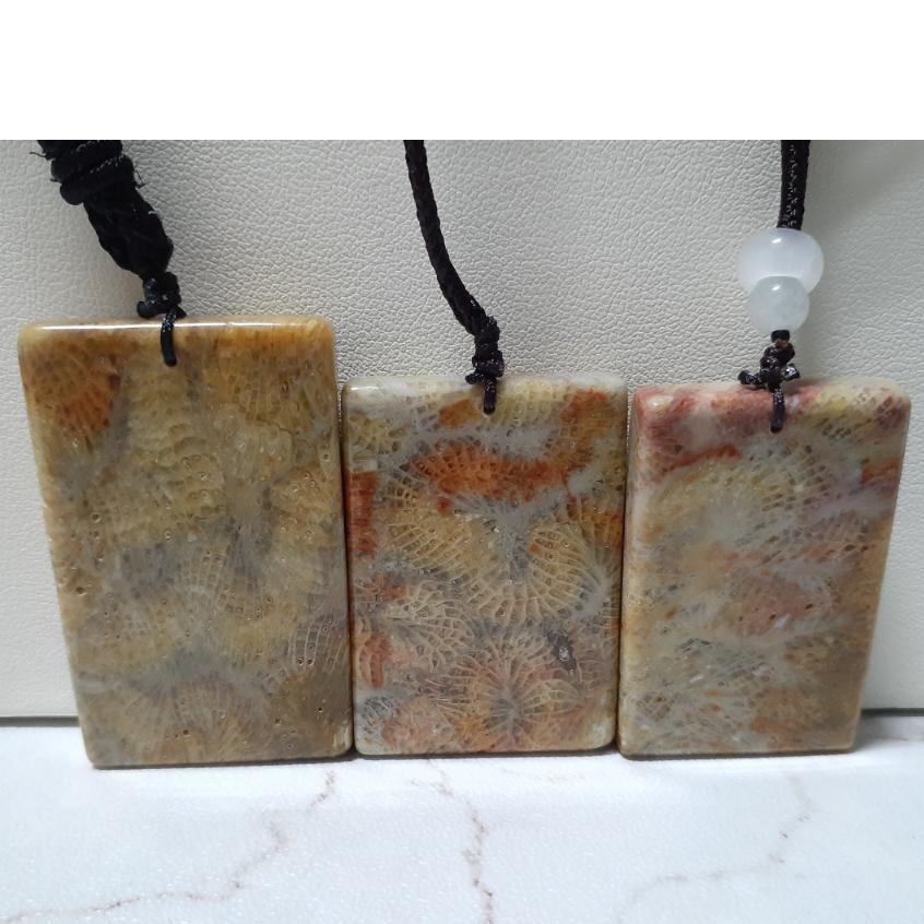 【三寶坊】天然珊瑚玉 無事牌 多彩鳳尾 菊花石 珊瑚玉吊墜 珊瑚玉項鍊 O23-O25-細節圖2