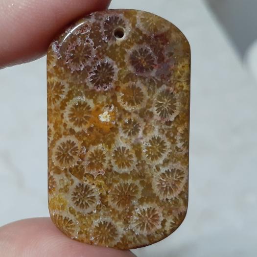 【三寶坊】天然珊瑚玉 無事牌 錢幣型 菊花石 珊瑚玉吊墜 O1-O4-細節圖5