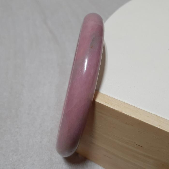 【三寶坊】天然薔薇手鐲 63圈口 薔薇輝手鐲 玫瑰石 圓條 手鐲大圈口 N387-細節圖3