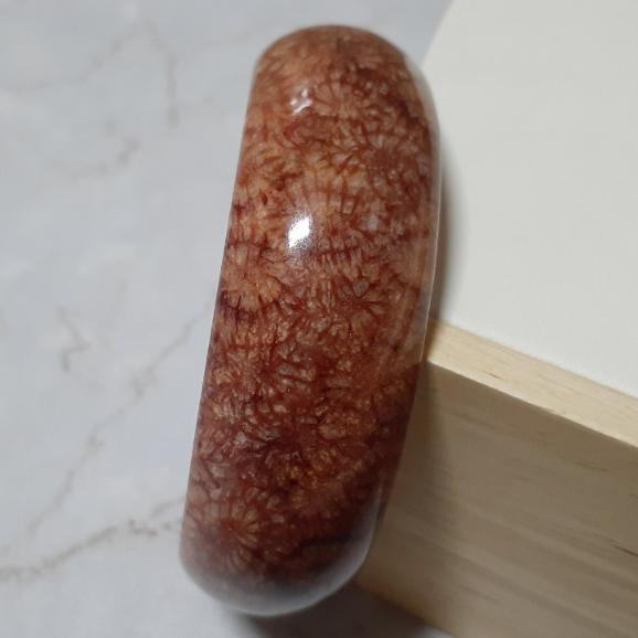 【三寶坊】天然珊瑚玉手鐲 61圈口 大花 寬鐲 手鐲大圈口 N37-細節圖6