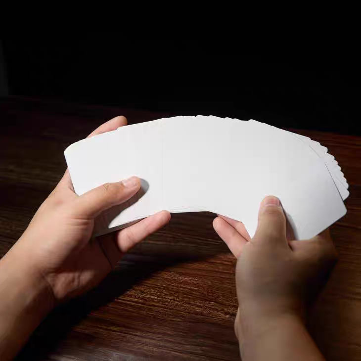 【千葉撲克】現貨 Blank Deck 雙面白牌 魔術用黑芯紙白白牌 魔術師專用 lite版 特殊牌 布紋 空白撲克牌-細節圖2
