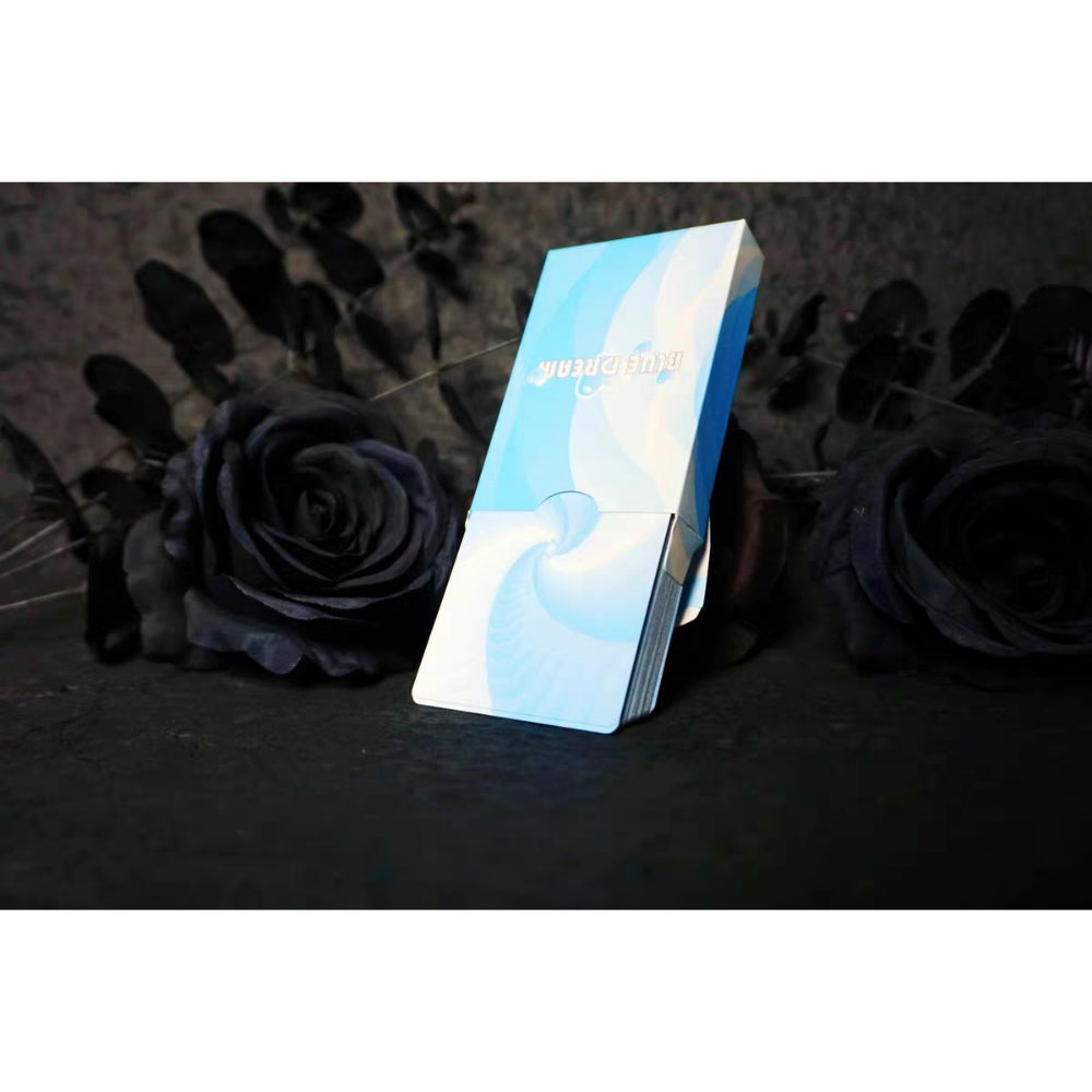 【千葉撲克】現貨 愛與夢境藍色款 撲克牌 布紋 無點數 魔術 收藏牌 花切專用牌 禮物 練習牌 紙牌 渡邊燙金-細節圖2