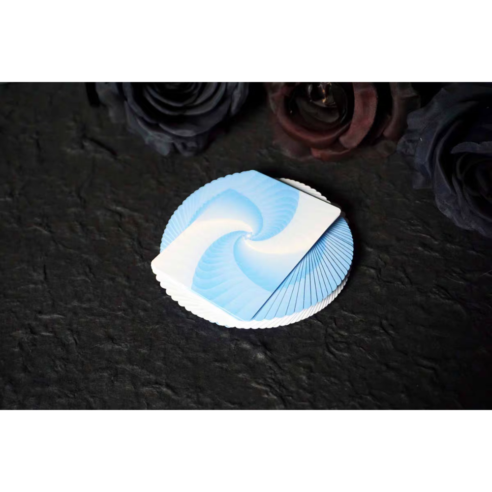 【千葉撲克】現貨 愛與夢境藍色款 撲克牌 布紋 無點數 魔術 收藏牌 花切專用牌 禮物 練習牌 紙牌 渡邊燙金-細節圖5