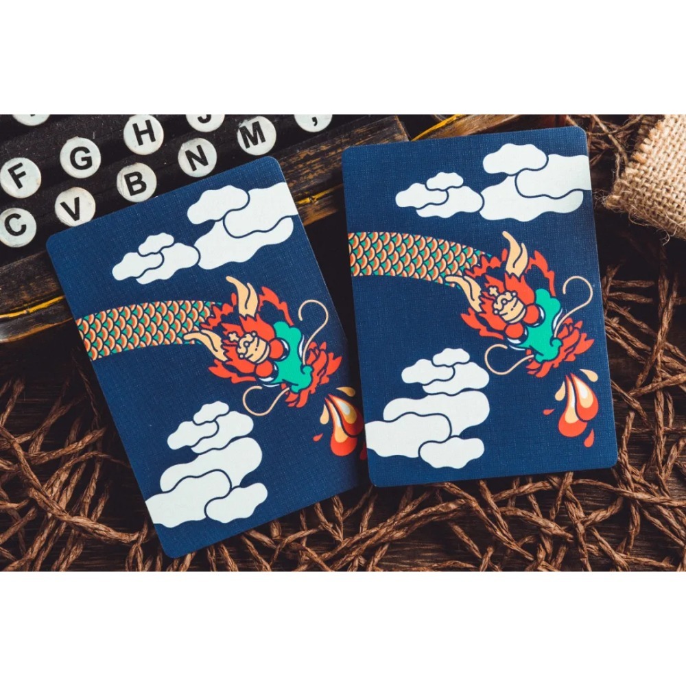 【千葉撲克】現貨 龍神 Dragon 金屬油墨工藝 花切 撲克牌 蒼雲藍龍 閃電黑龍 龍牌魔術收藏 花切專用牌 禮物紙牌-細節圖7