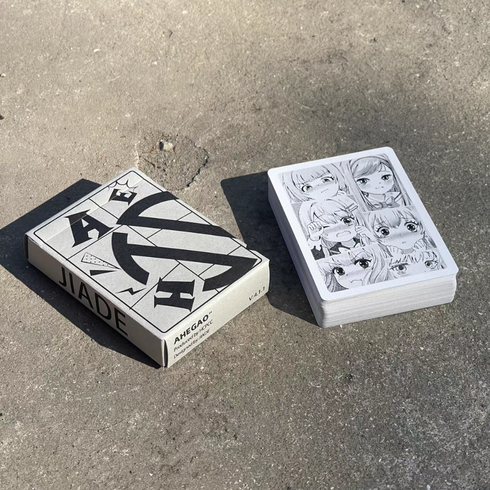 【千葉撲克】現貨 賈德漫畫 v4 限量漫畫撲克牌 二次元 動漫 漫畫花切 魔術道具收藏牌 紙牌 uspcc 花切專用牌-細節圖2