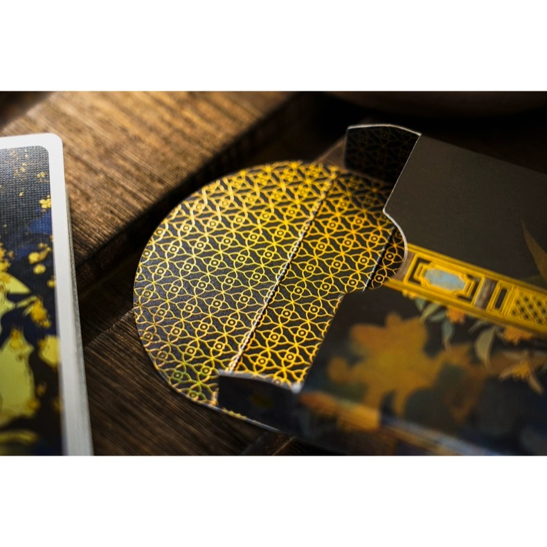 【千葉撲克】現貨 嬋娟 中秋節 浮雕燙金 撲克牌 月亮 tcc 花切撲克牌 練習牌 收藏牌 uspcc 渡邊燙金-細節圖4