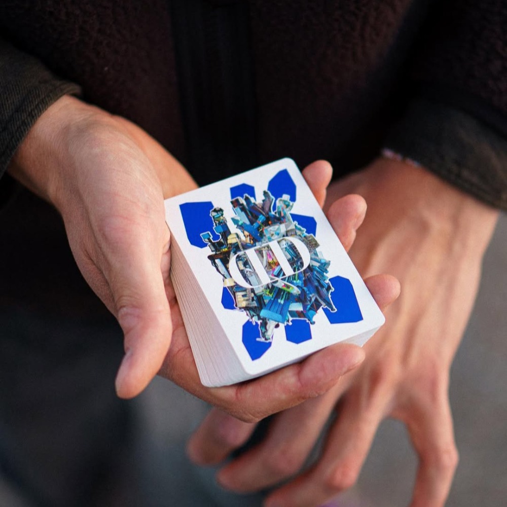 【千葉撲克】現貨 DG S&M 聯名 Dealersgrip 煙與鏡 DD撲克牌 紅色 藍色 魔術花切收藏 uspcc-細節圖4