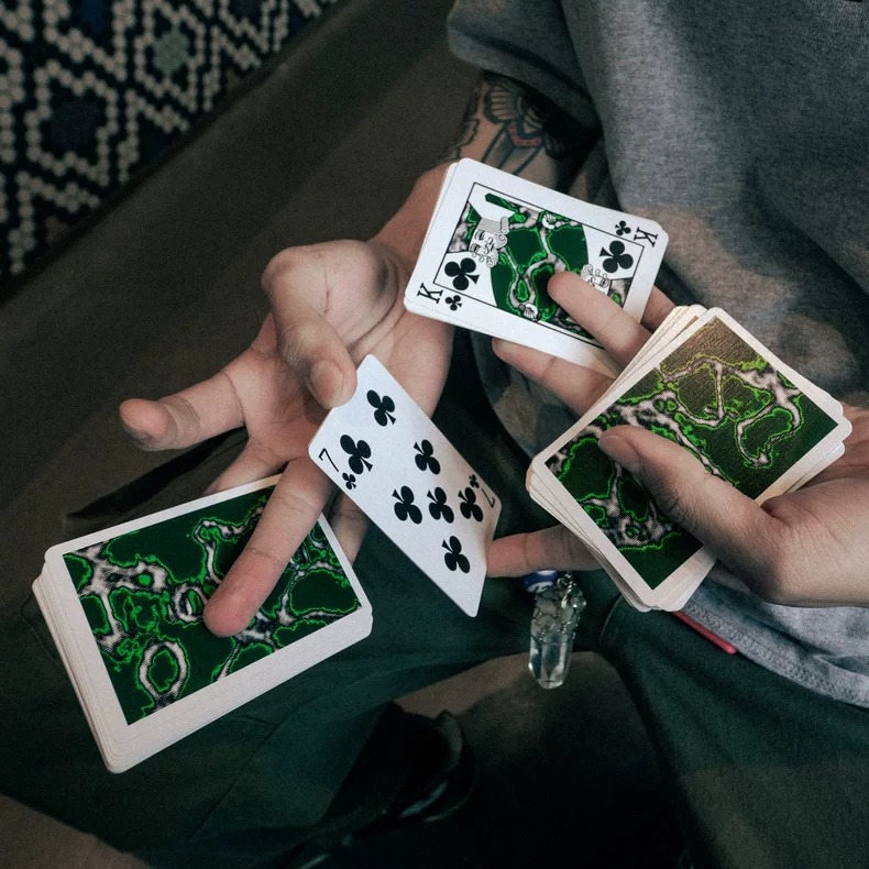 【千葉撲克】現貨 Missing Fractal 撲克牌 翻頁動畫 限量500 魔術 收藏牌 花切專用牌 禮物 紙牌Mi-細節圖2