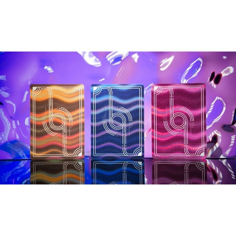 【千葉撲克】現貨 彩虹holo V2 撲克牌 金屬鐳射撲克牌 Tcc 魔術 收藏牌 花切專用 禮物 紙牌 渡邊燙金-細節圖4