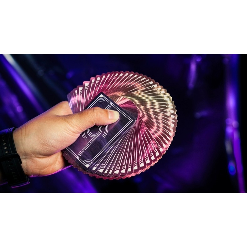 【千葉撲克】現貨 彩虹holo V2 撲克牌 金屬鐳射撲克牌 Tcc 魔術 收藏牌 花切專用 禮物 紙牌 渡邊燙金-細節圖8