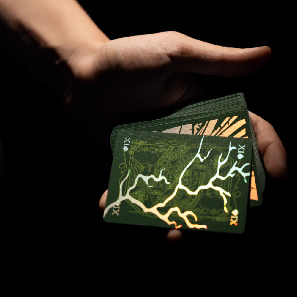 【千葉撲克】現貨 碎鏡 v2 限量1800 broken mirror 樹梢矗立於穹頂之上 綠 收藏牌 魔術 花切專用牌-細節圖10