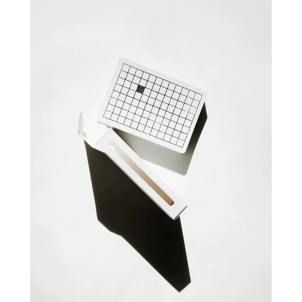 【千葉撲克】現貨 Anyone 網格棋盤 側邊鏤空牌盒 Readymade and Handmade a1撲克牌 收藏牌-細節圖2