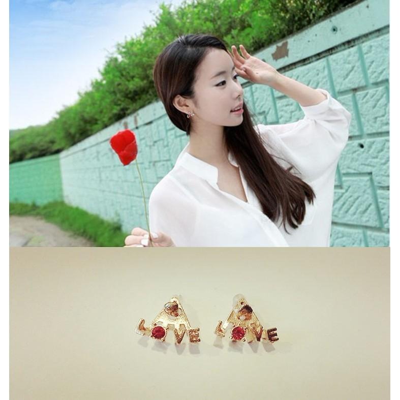 日韓生活館~韓版耳飾品 高貴典雅英文字母LOVE鑲鑽耳釘 愛心耳環 韓系潮流耳飾 小清新 韓國耳環 水鑽耳環 玫瑰金耳環-細節圖3