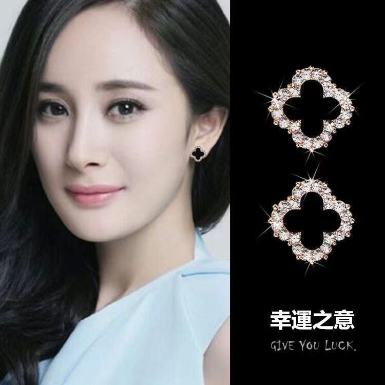 四葉草耳環 幸運草耳環 韓國時尚耳環 小清新甜美耳飾 黑色耳環 超仙氣質飾品 花朵耳環 簡約耳釘 微鑲水鑽耳環 鋯石耳環-細節圖6