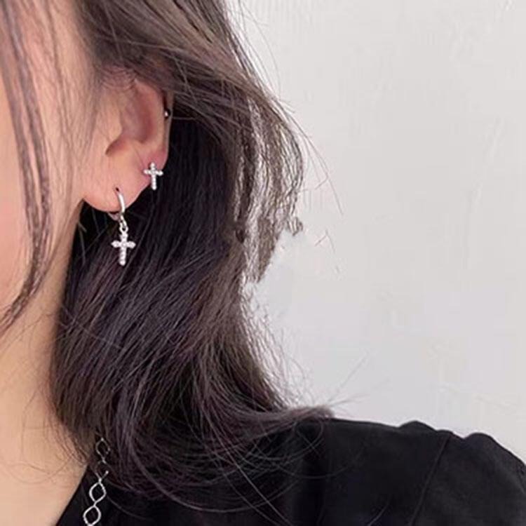 十字架耳環 不對稱耳環 個性耳環 時尚百搭耳飾 龐克風飾品 金屬耳環 耳扣 水鑽耳環 小巧十字架耳釘 滿鑽耳環 簡約耳環-細節圖3