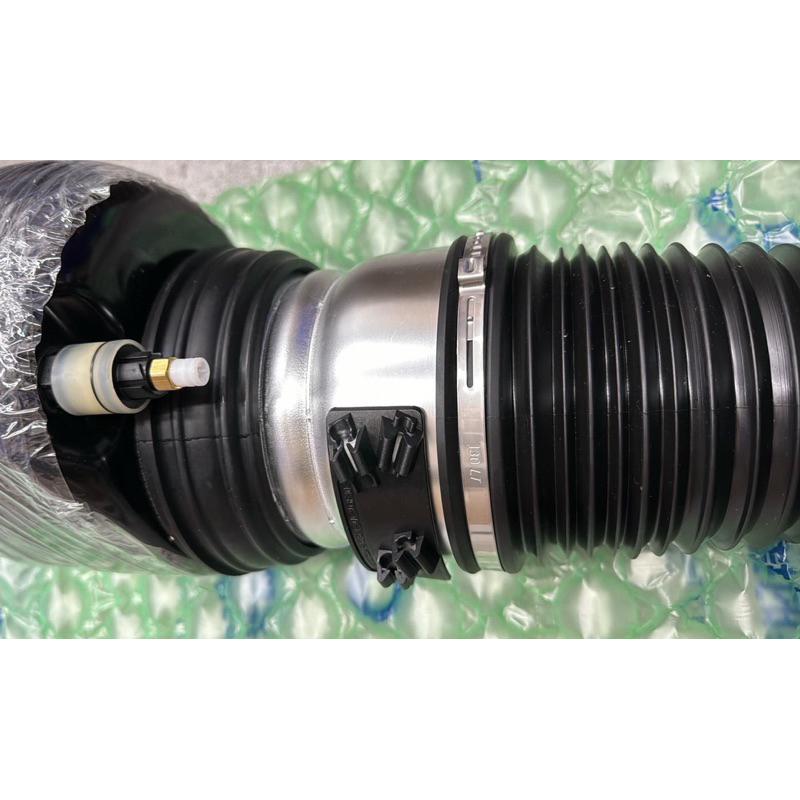 BMW G11 G12氣壓式避震器 前左37106877553 前右37106877554 後左37107915953-細節圖5