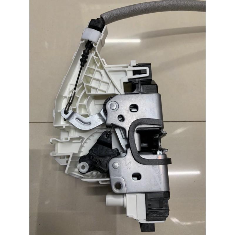 BENZ W204 W212 C207 C218 R172 R231 中控馬達含六角鎖-細節圖4