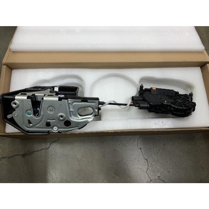 BMW F01 F02 F04 F10 F11 中控鎖馬達含六角鎖 頂配專用 電動吸門-細節圖3