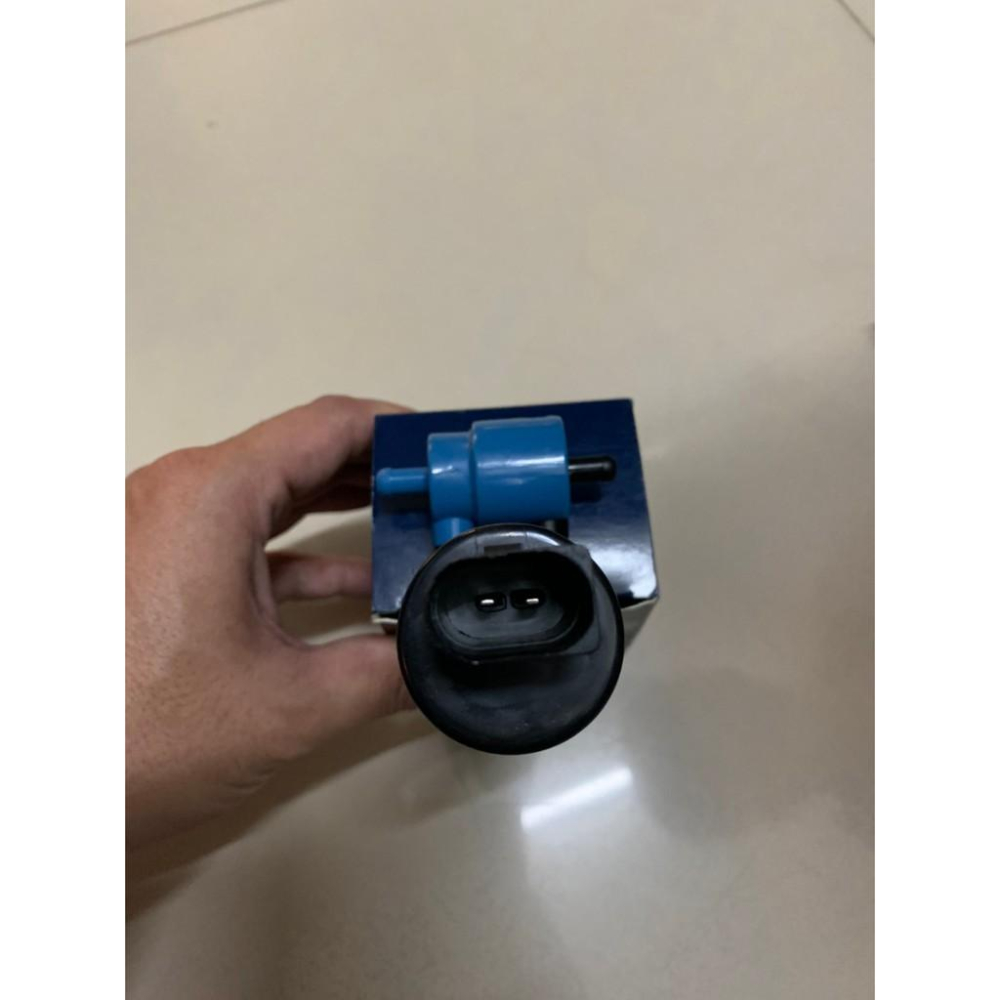 BENZ W203 W204 W207 W208 W209 W210 W211 W212 雨刷噴水馬達-細節圖2