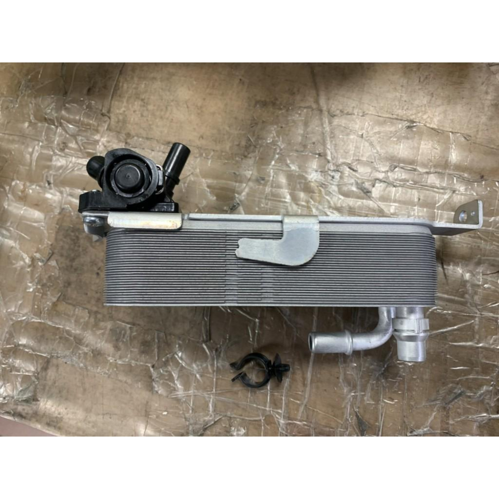 BMW F20 F21 F22 F23 F30 F31 F34 F32 F33 F36變速箱冷卻器17217600553-細節圖2