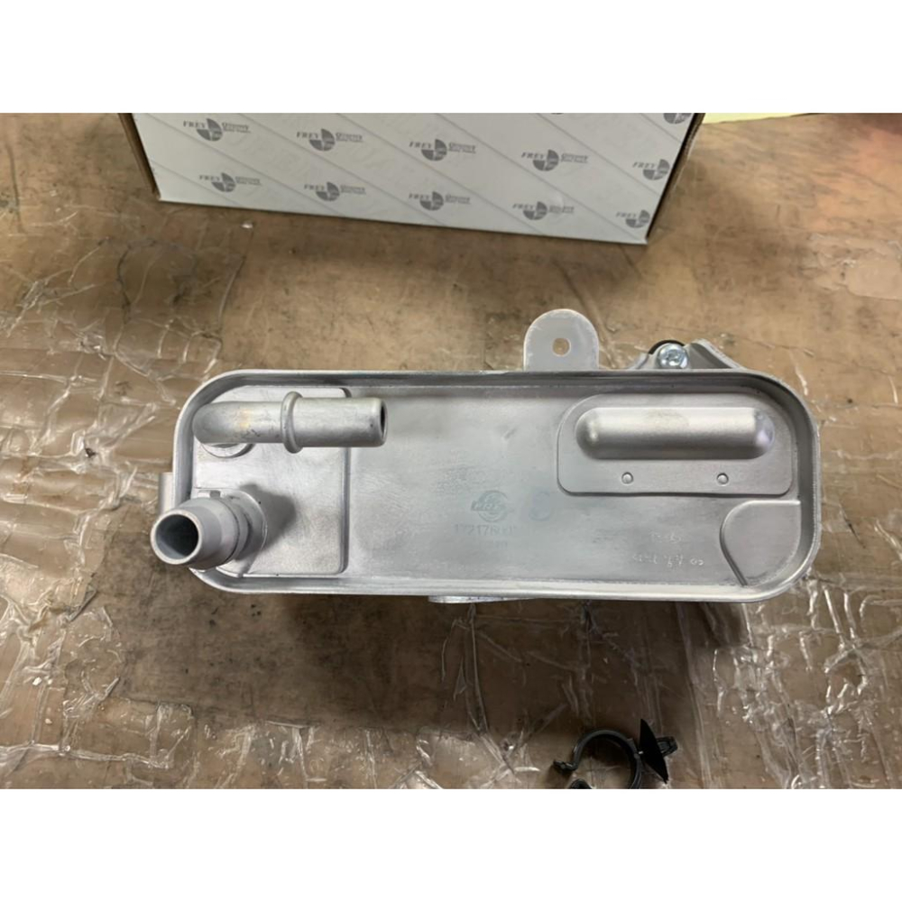 BMW F20 F21 F22 F23 F30 F31 F34 F32 F33 F36變速箱冷卻器17217600553-細節圖3