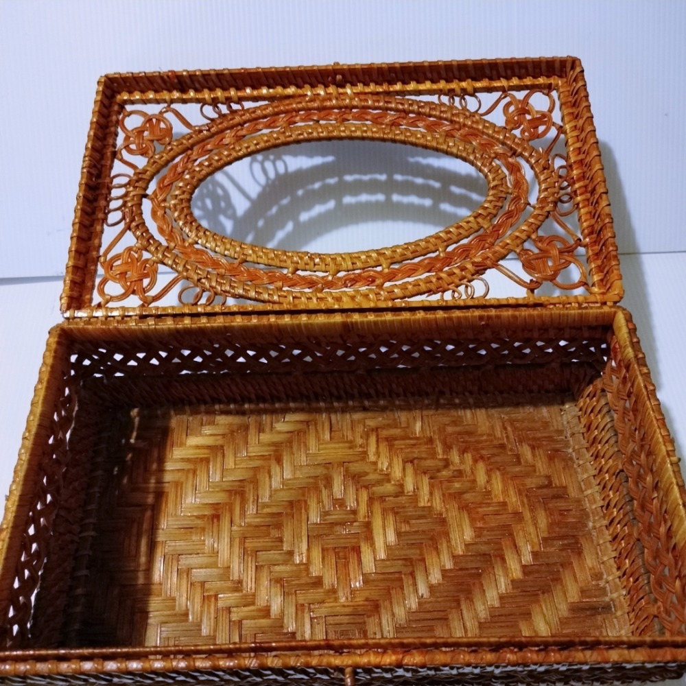 ❤️🥰🙏20年 藤編 藝術 擺件 面紙盒 衛生紙盒 只有一個-細節圖2