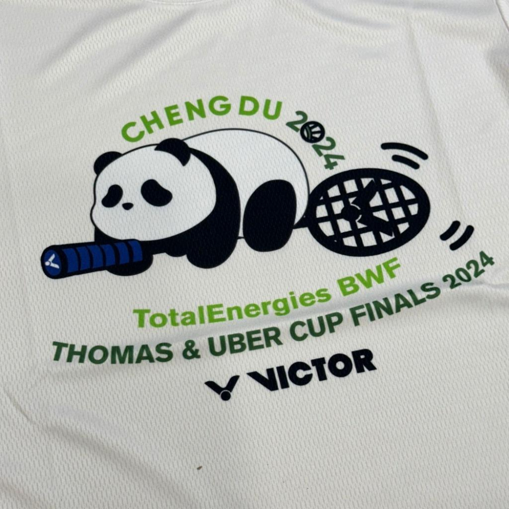 【凱將體育羽球店】VICTOR 2024 湯優盃紀念T恤 TUC2402-細節圖2