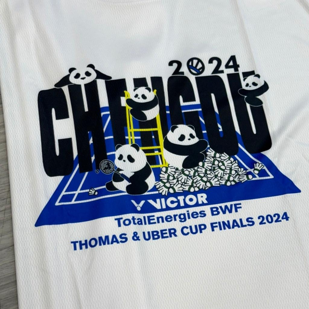 【凱將體育羽球店】VICTOR 2024 湯優盃紀念T恤 TUC2404 2403-細節圖4